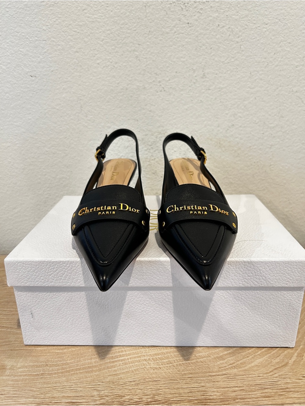 NIB DIOR Dior Boy Leather Slingback pumps w/gold-tone lettering, Size 38, $1300 - Picture 5 of 13